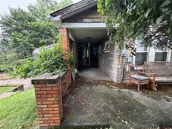 3rd image of 905 Ringgold St