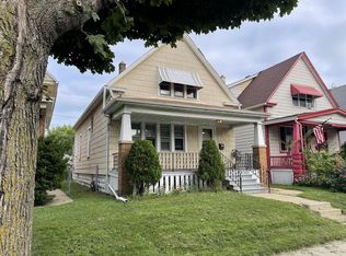 2154 S 6th St, Milwaukee, WI 53215