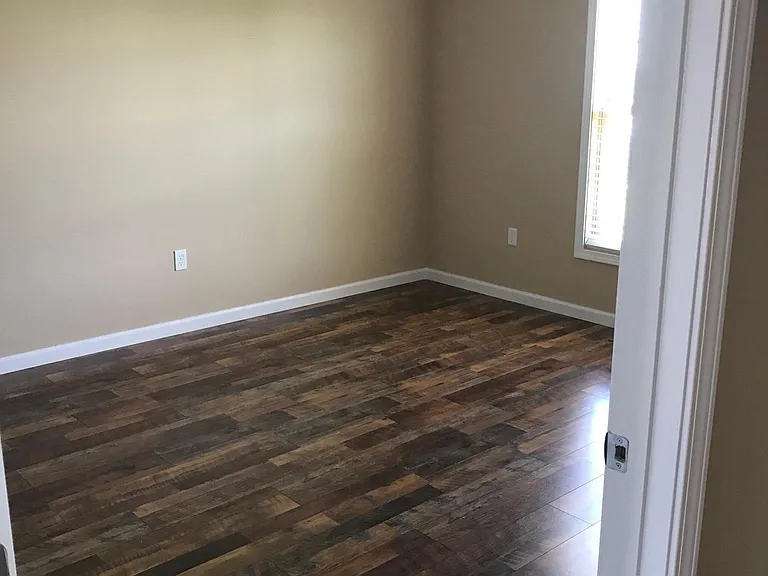 108 Skyview Dr — Photo 10