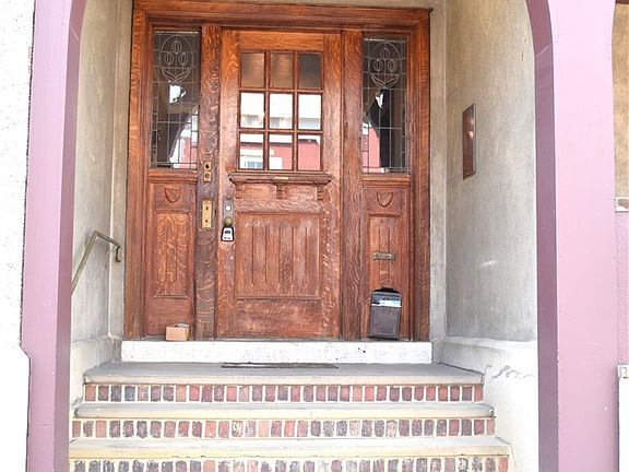 4th image of 205 W Greene St