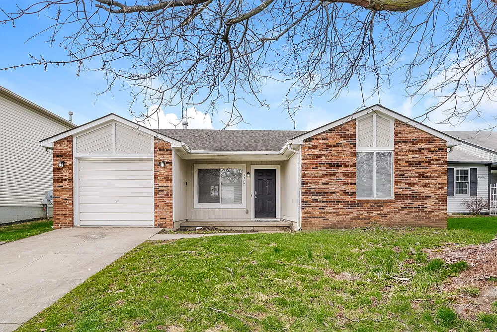 3117 Falcon Bridge Dr photo 1