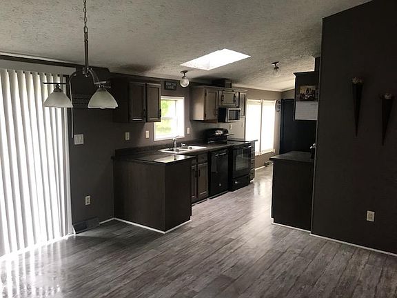 Kitchen/dining area