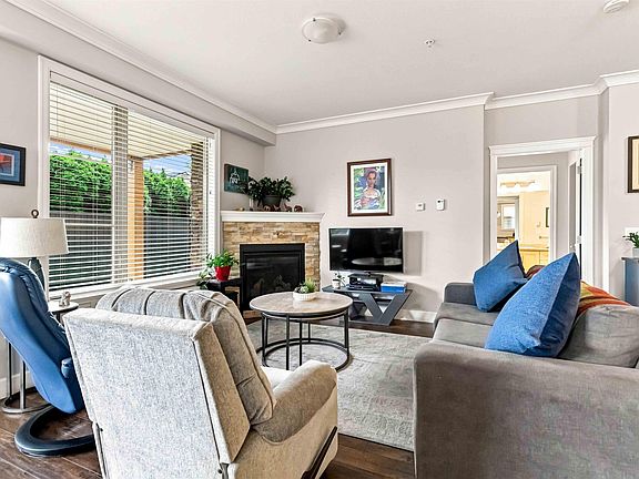5th image of 45746 Keith Wilson Rd #105