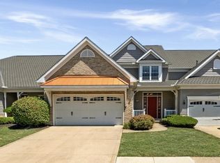 5067 Shepherds Gln, Willoughby, OH 44094