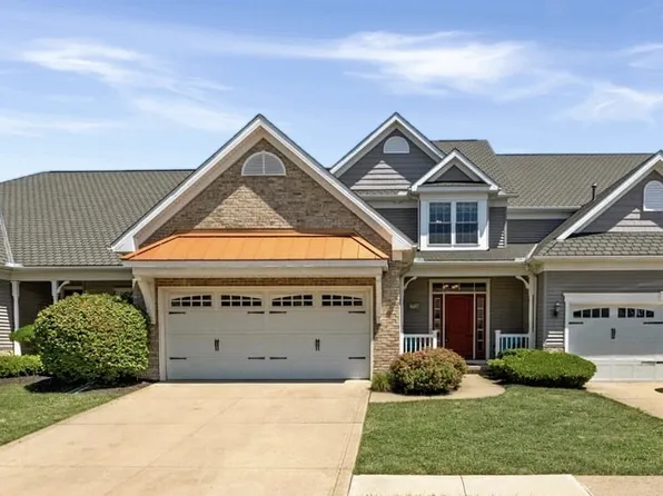 5067 Shepherds Gln, Willoughby, OH 44094
