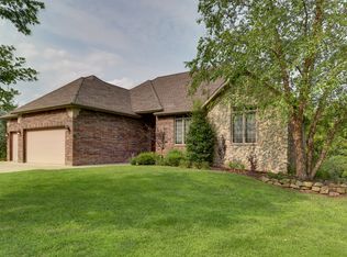 2157 W Inman Rd, Nixa, MO 65714