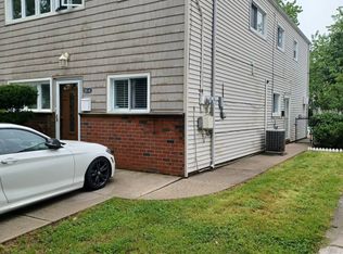 255-48 149th Ave, Rosedale, NY 11422