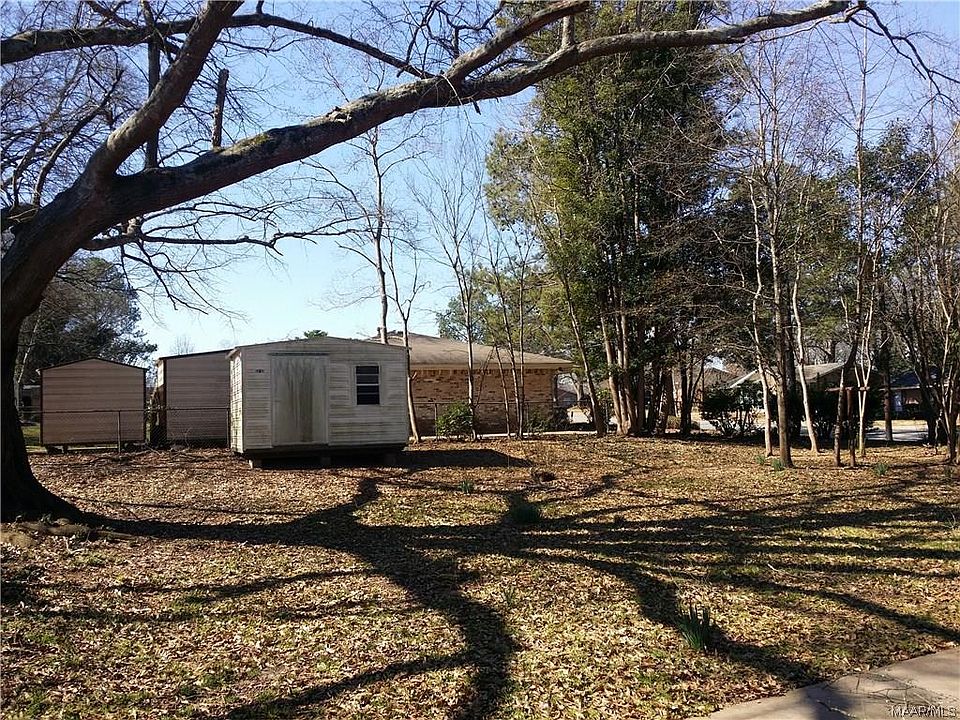 2nd image of 465 Mulligan Dr