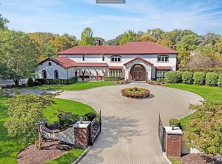 7 Cameron Rd, Saddle River, NJ 07458