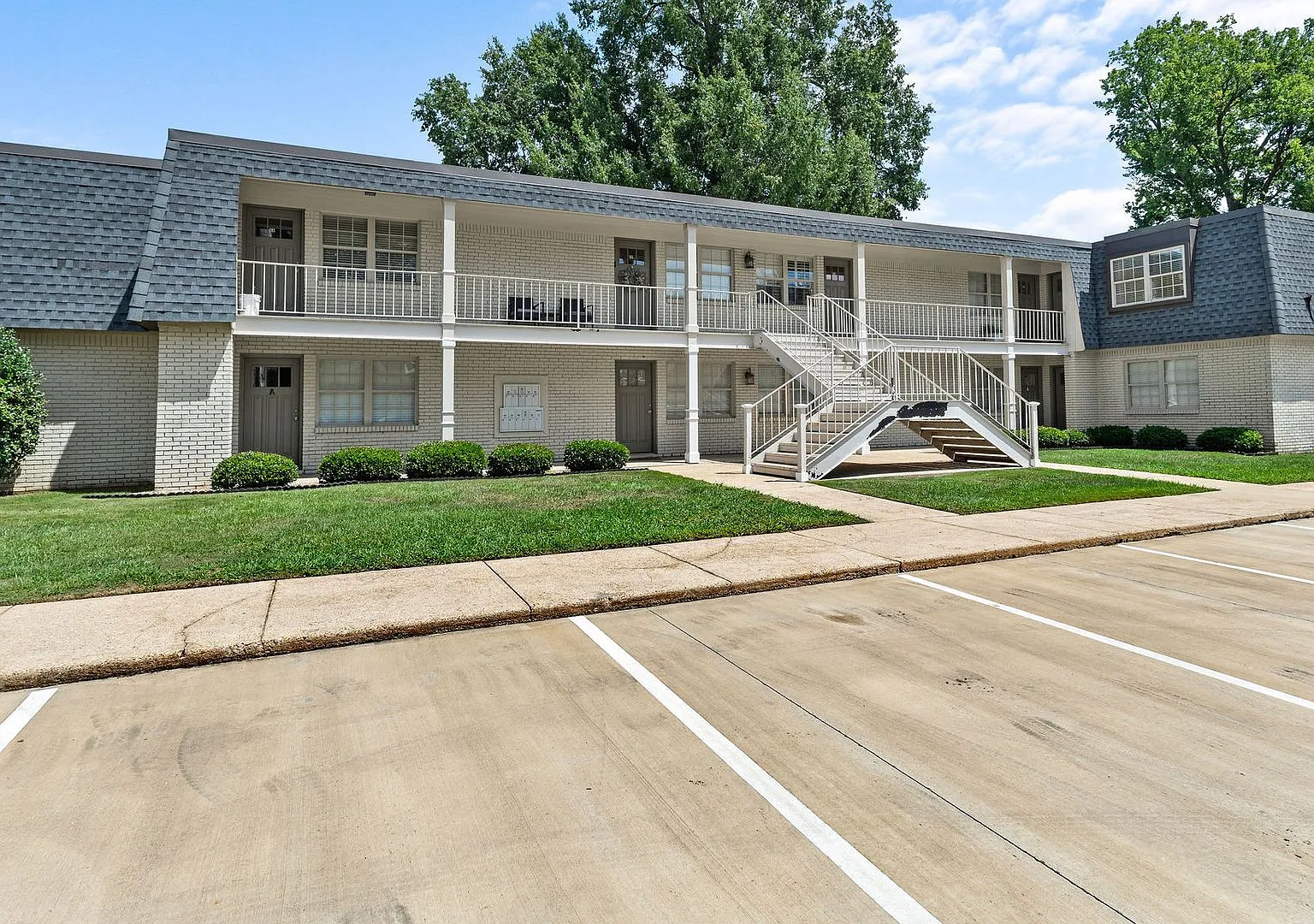 Merry Oaks Condo — Photo 2