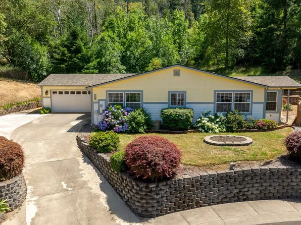 204 Samantha Way, Canyonville, OR 97417