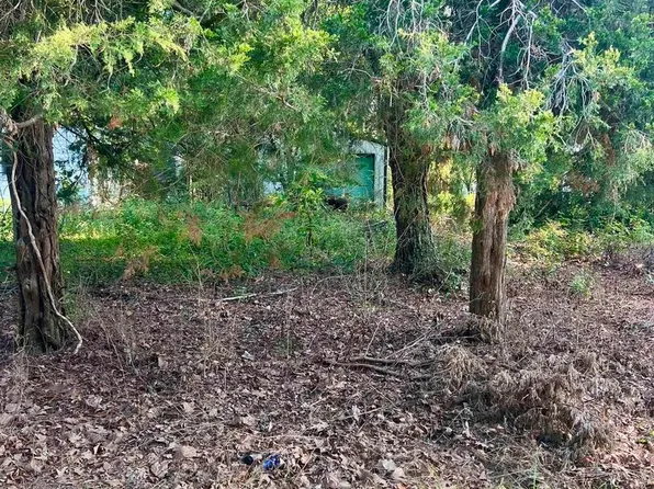 515 W Vermont St, Carterville, IL 62918