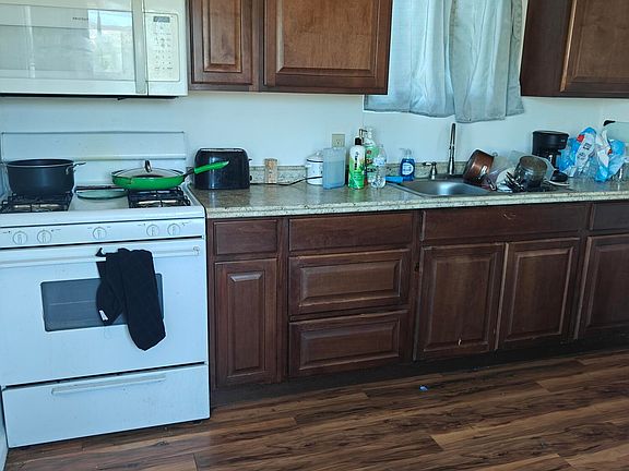 4th image of 211 S FRANZ Avenue
