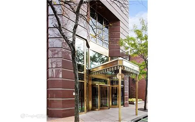 Rented by Douglas Elliman | media 20