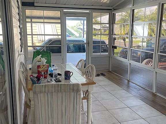 Front sunroom