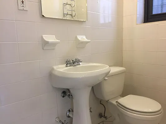 Rented by Citi Habitats | media 34