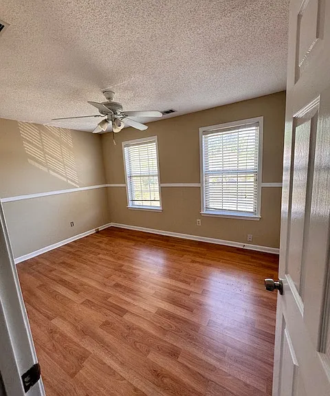 1698 Woodsford Rd NW — Photo 3