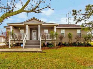 508 Hospital Dr, Raceland, LA 70394