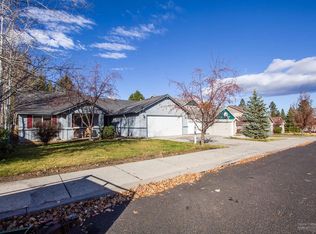 20036 Rock Bluff Cir, Bend, OR 97702