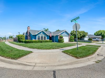 1814 N Enos Street, Visalia, CA, 93292