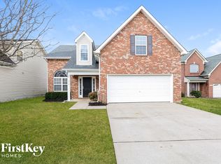 1316 Sunray Dr, Murfreesboro, TN 37127