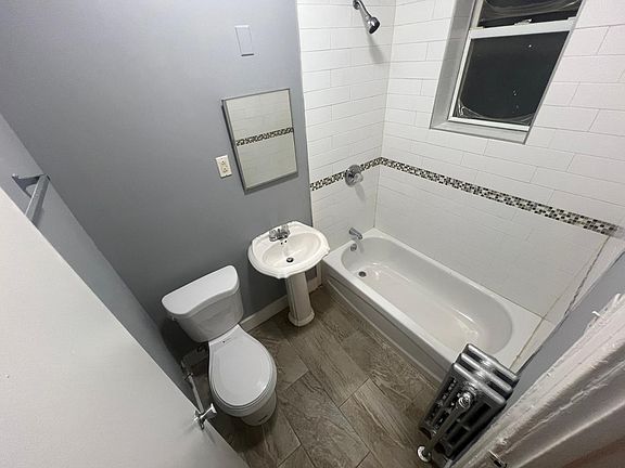 4th image of 15 Goldsmith Ave #55A