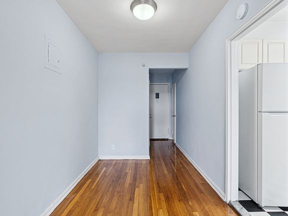 4th image of 1983 Sedgwick Ave APT 1E