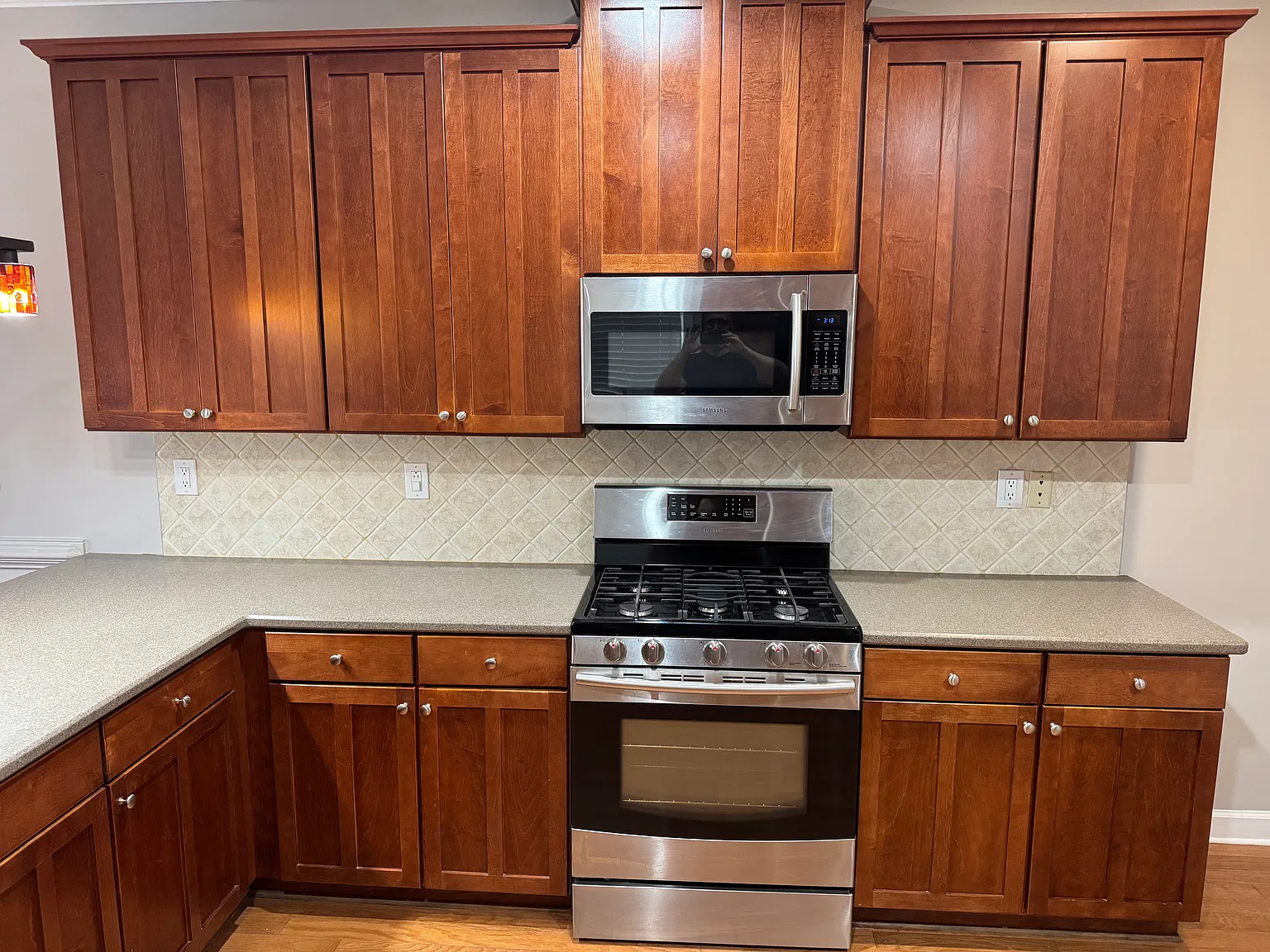 3 bed, 2.5 bath, 2316 sqft, $2,799 — Photo 2