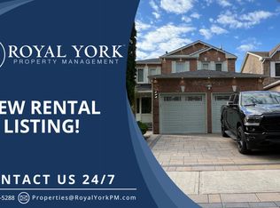 27 Hearne Cres #1, Ajax, ON L1T3P5