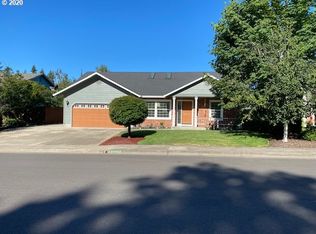 87932 Longwood Ln, Veneta, OR 97487