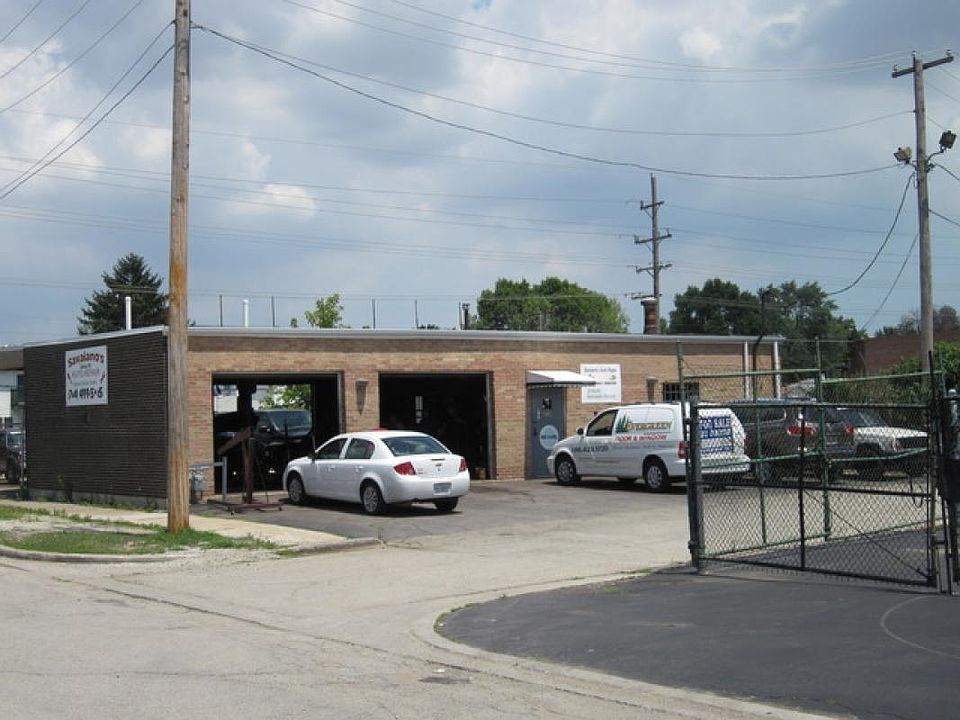 1st image of 4539 W 91st St