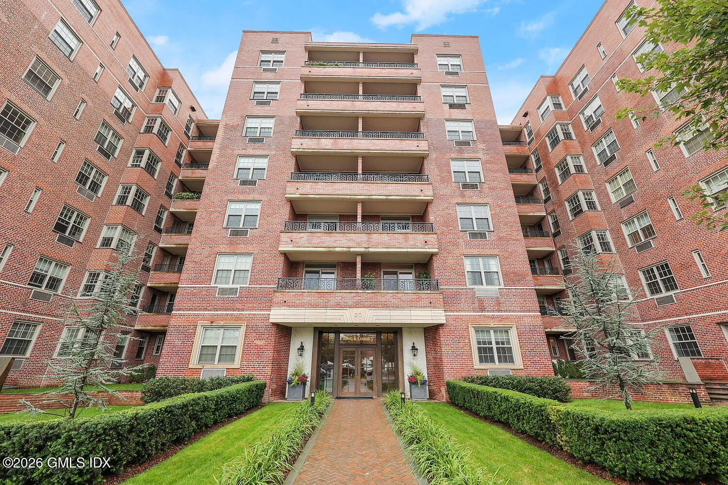 2 bed, 2.0 bath, 1284 sqft, $6,150 — Photo 1