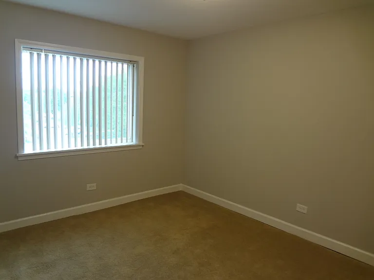 929 Casey Ct #6 — Photo 12