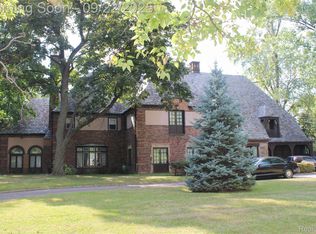 17815 Hamilton Rd, Detroit, MI 48203