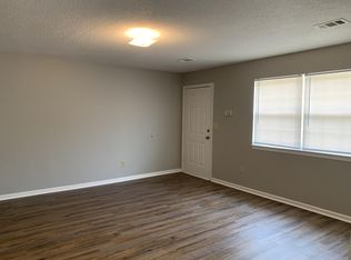 702 Green St #16977306, Fort Valley, GA 31030