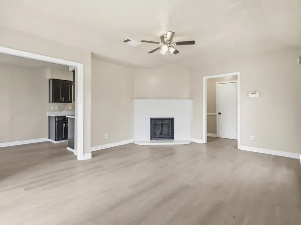 2528 Lido Ln, Arlington, TX 76015