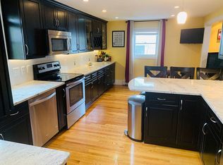 16 Savin St, Milton, MA 02186
