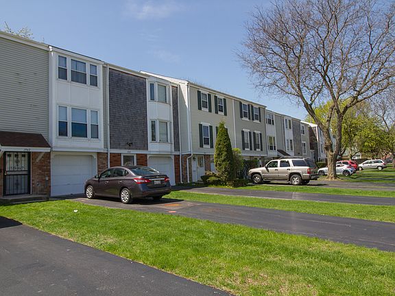 2nd image of 1963 Governors Ln #1963