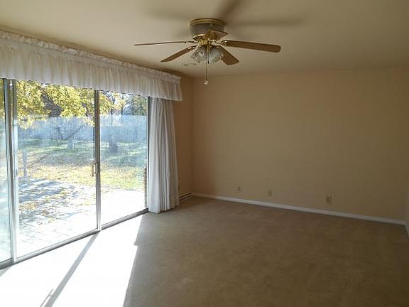 2nd image of 2315 University Dr