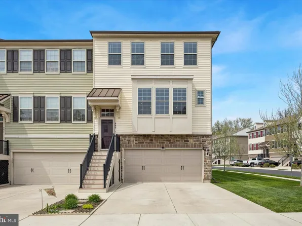 449 Tall Oaks, Warminster, PA 18974