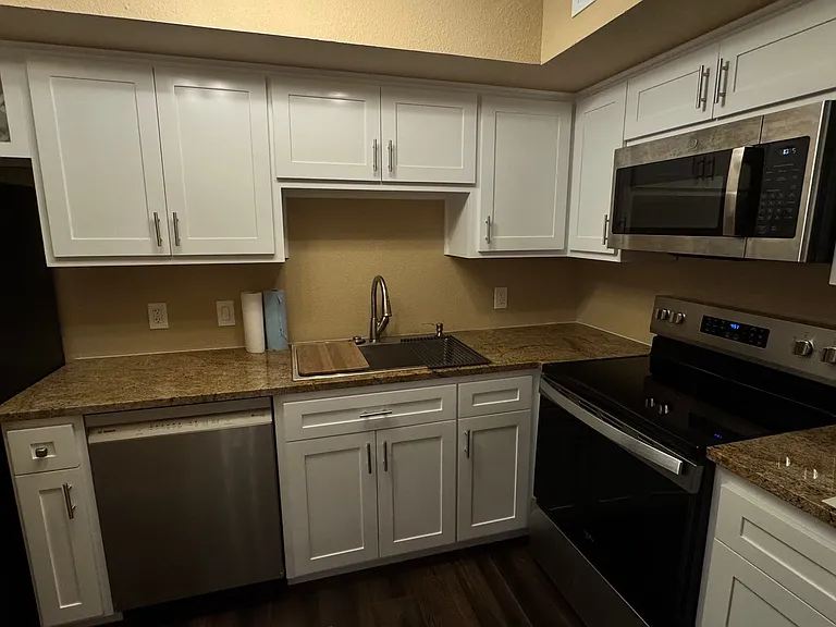 2314 Bamboo Dr #I105 — Photo 3