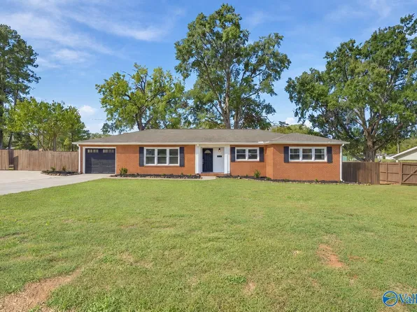 1727 Pennylane St SE, Decatur, AL 35601