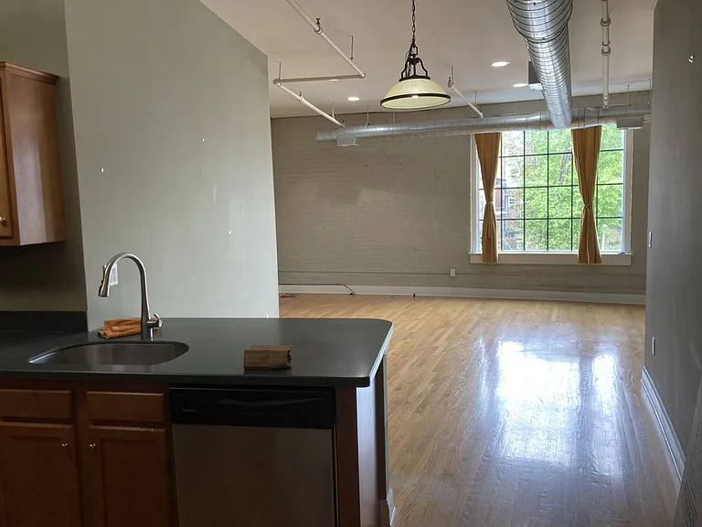 4-6 Sheridan Ave #5C — Photo 4