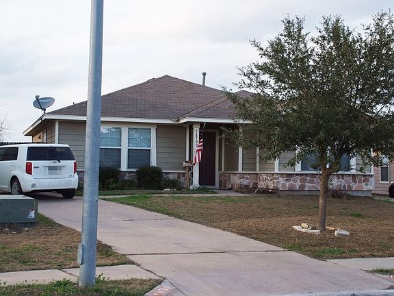 2nd image of 18709 Great Falls Dr