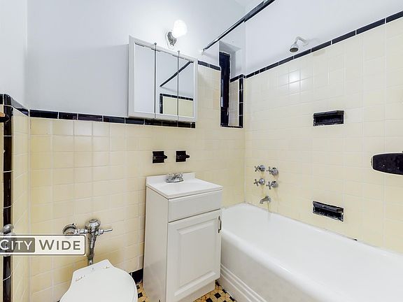 5th image of 1075 1st Ave APT 3E