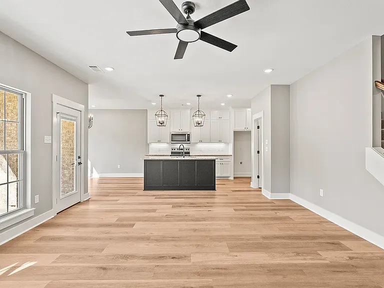 1275 Acuff Ln — Photo 22