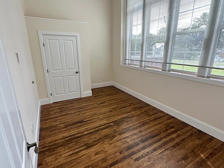 21 Williams St #1F — Photo 10