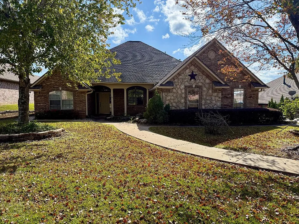 1504 Spyglass Dr