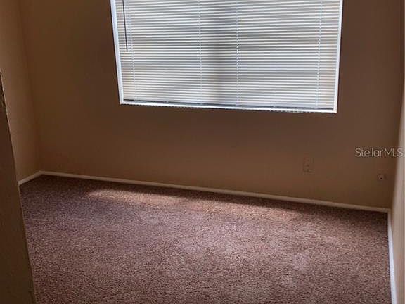 4th image of 150 S Alder Dr