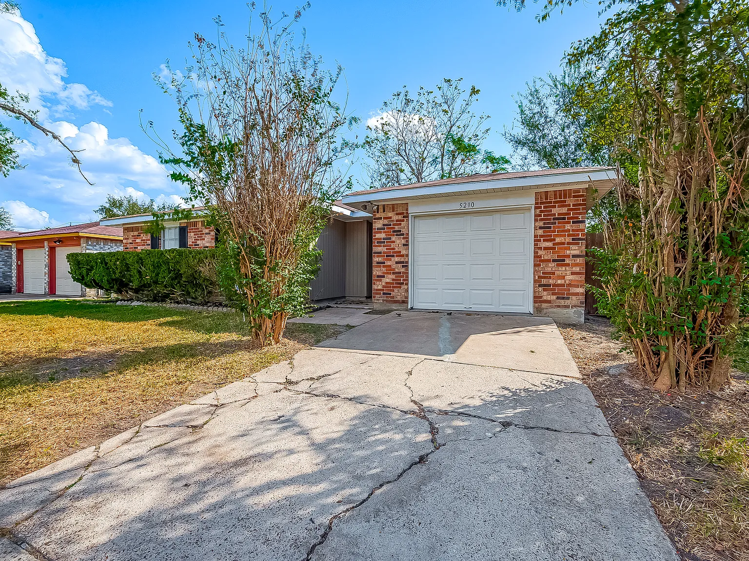 5210 Russelville Rd Houston TX 77048 — Photo 2